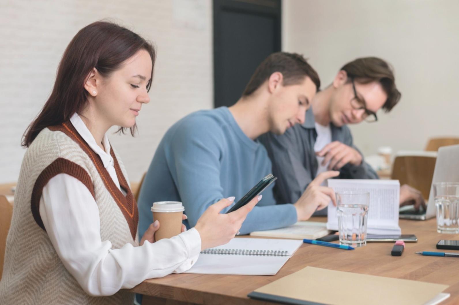 Séance d'apprentissage interactif en éducation financière